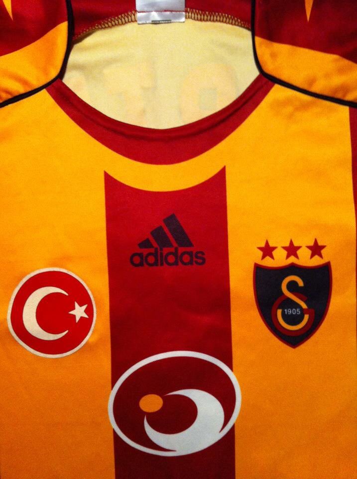 MortenKock's tweet photo. @OleSalling Vi er også et par danskere der gerne ta’r en for @GalatasaraySK vs @Randers_FC #hestene
#cimbom https://t.co/4nL8q35QU8