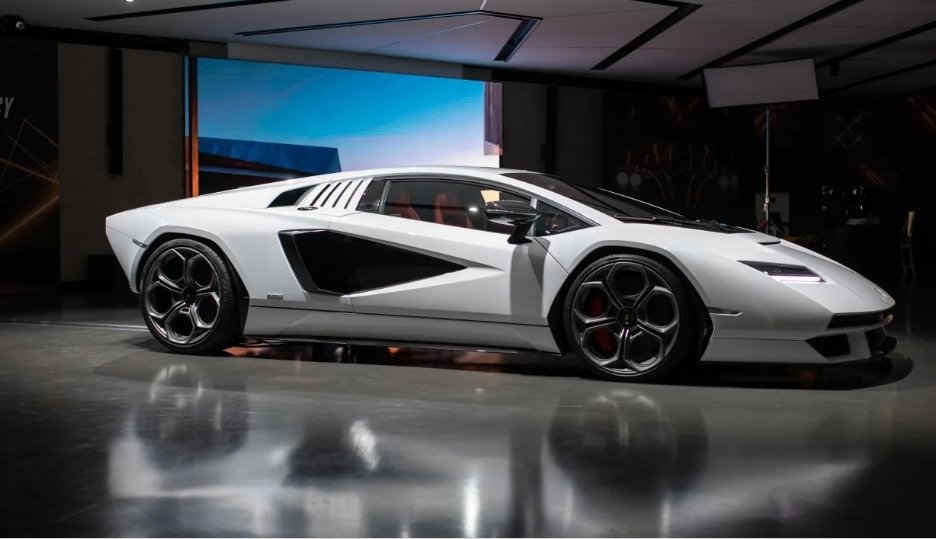 GJRTheLegend's tweet image. Here it is in all its true glory 😍🔥💎 #Lamborghini #countach #LP800