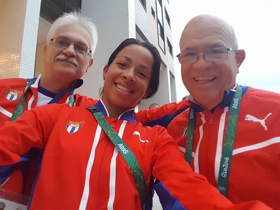 rogmarygarcia's tweet photo. 🚴🏻‍♀️ 🇨🇺 Ciclista cubana Marlies Mejías gana medalla de oro de la prueba contrarreloj en la ruta del Campeonato Panamericano en Santo Domingo, República Dominicana.
🥇🇨🇺 ⏱ 27:38, 20 km 
🥈Aranza Villalón 🇨🇱 
🥉Miryam Núñez 🇪🇨 https://t.co/H4jgY2add3