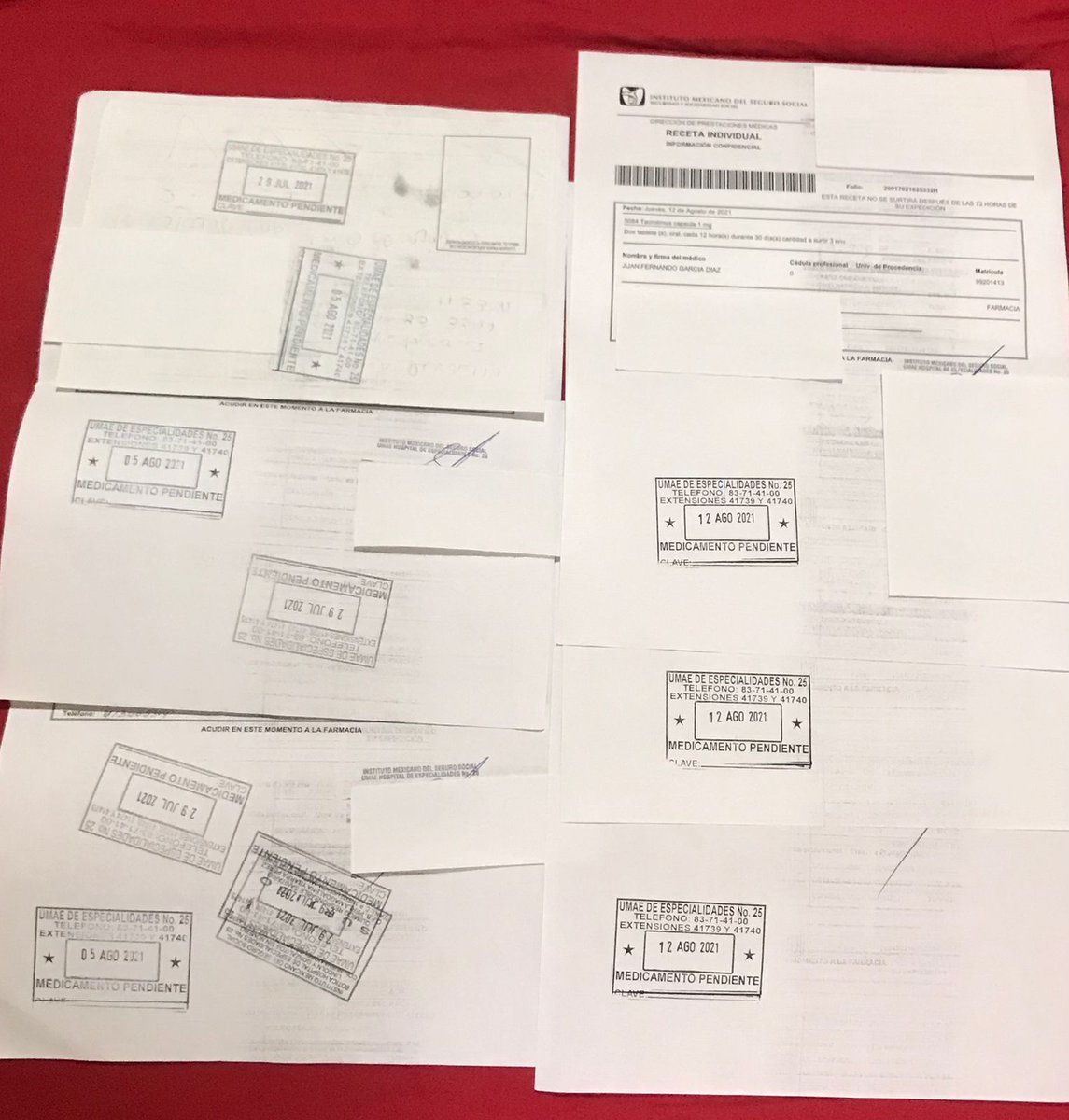 MadamePocket's tweet photo. Solicitando la ayuda de @IMSSNL @DrManueldelaO @KARLALpezLpez3 @JaimeRdzNL  ya que el desabasto de medicamentos inmunosupresores de los cuales dependemos los pacientes trasplantados es preocupante #Desabasto #Inmunosupresores #Trasplantes https://t.co/a2PqVMonLP