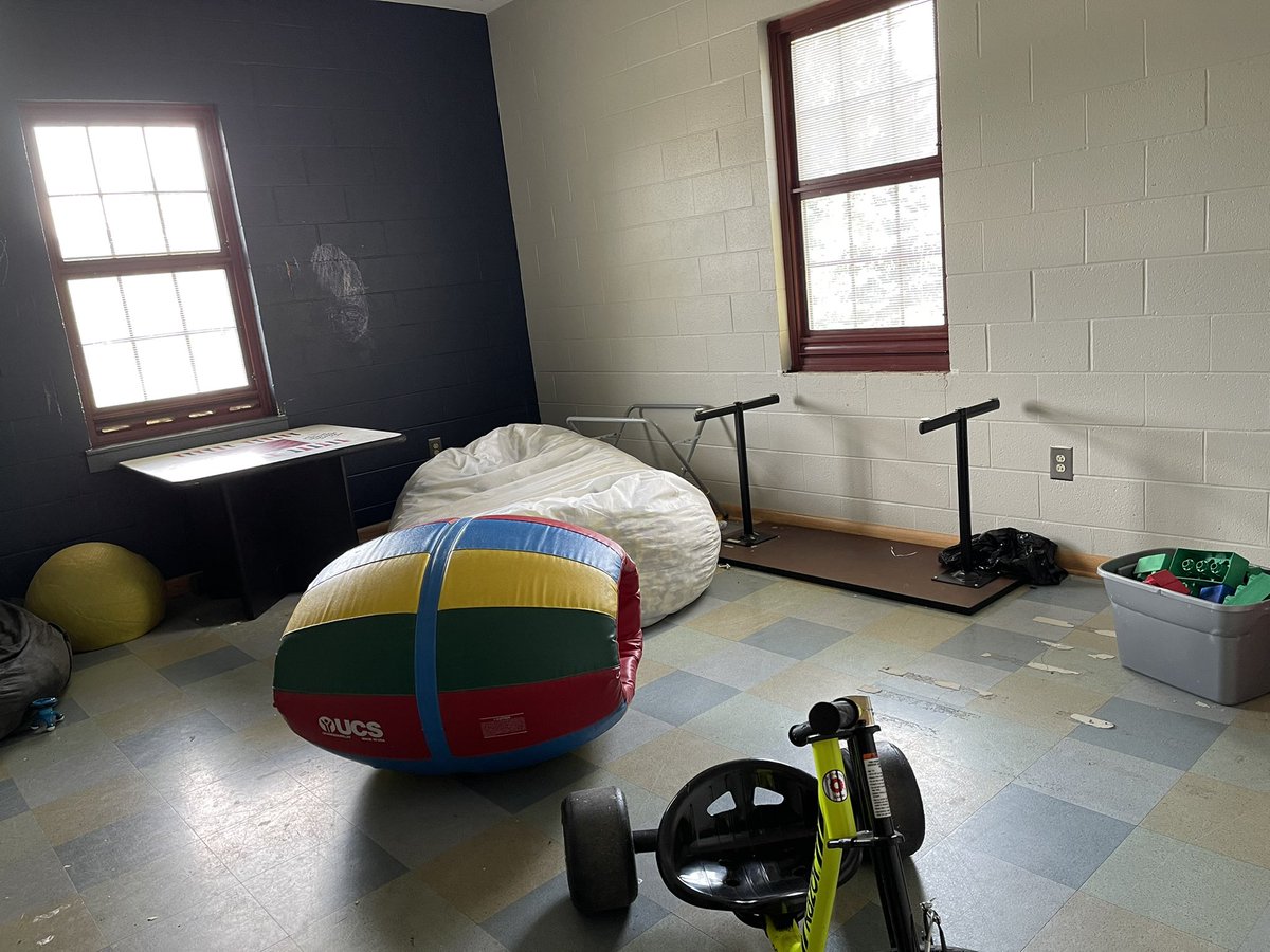 MeghanSP2's tweet image. Making the unit I work on brighter one sensory room at a time!