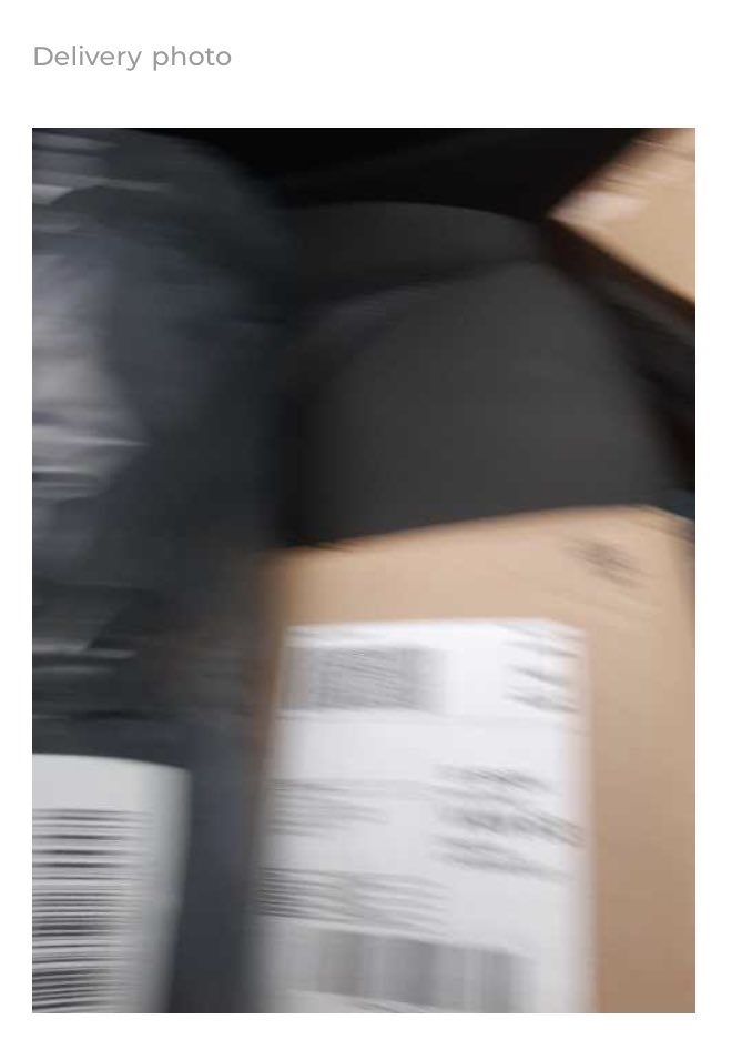 . @Hermesparcels you’ve delivered my parcel without me knowing (no email). This is the pic and there’s no parcel or card been left. The only thing clear about the pic is that it’s on a car seat, which clearly isn’t my property. Any ideas?