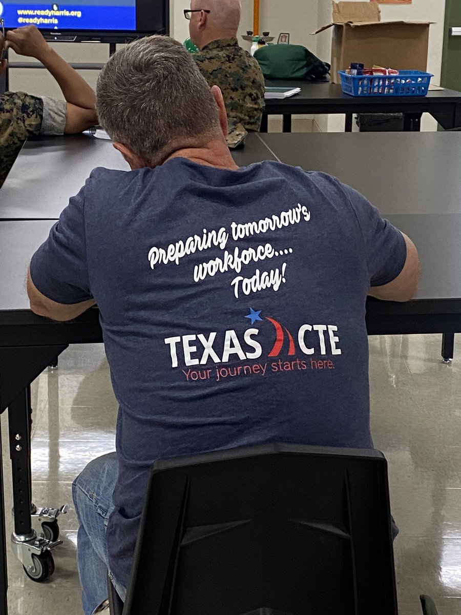 CTEinACTION's tweet photo. #MCJROTC is prepping  to get their students #TeenCert certified so our #gcgiants are ready to assist during  the next #emergencymanagement event! https://t.co/KMLE6mYoN4