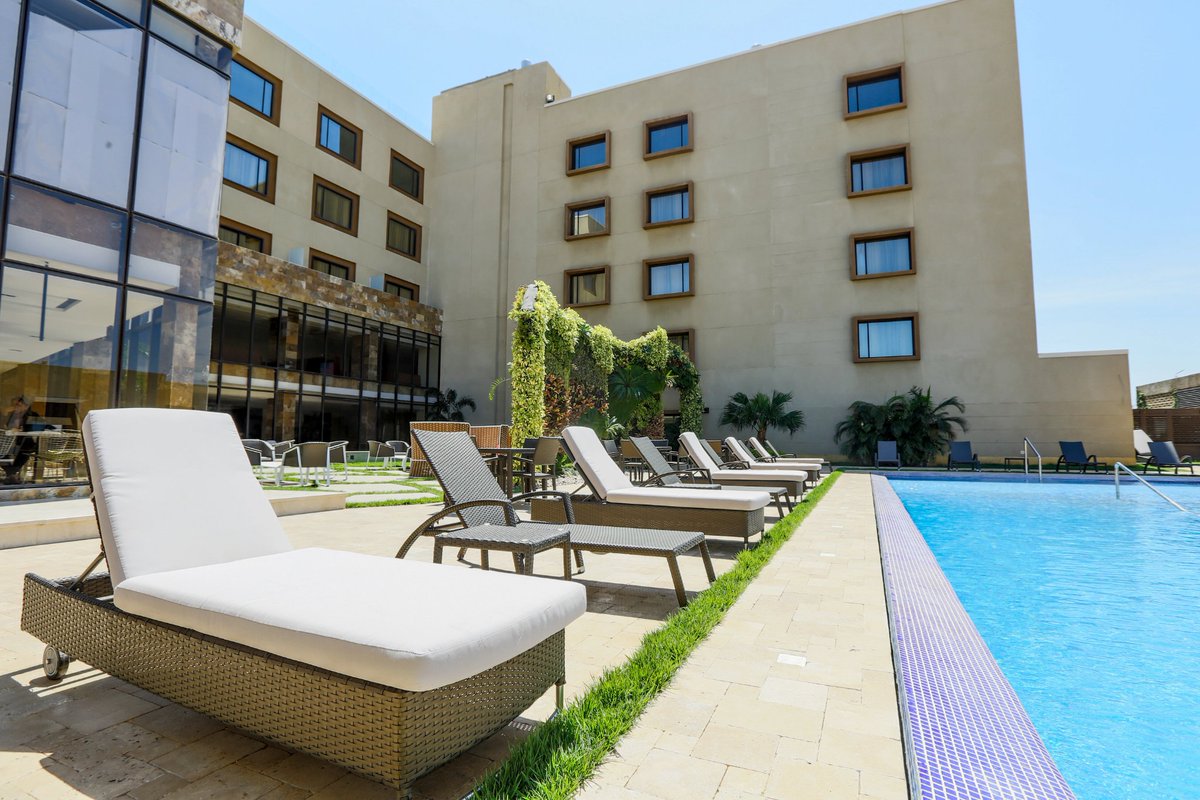 EurobuildingCor's tweet image. Llega el viernes y es momento de disfrutar #FullDay 😎💯

¡Vive la experiencia Eurobuilding!

#eurobuilding #coro #hotels #fullday #venezuela