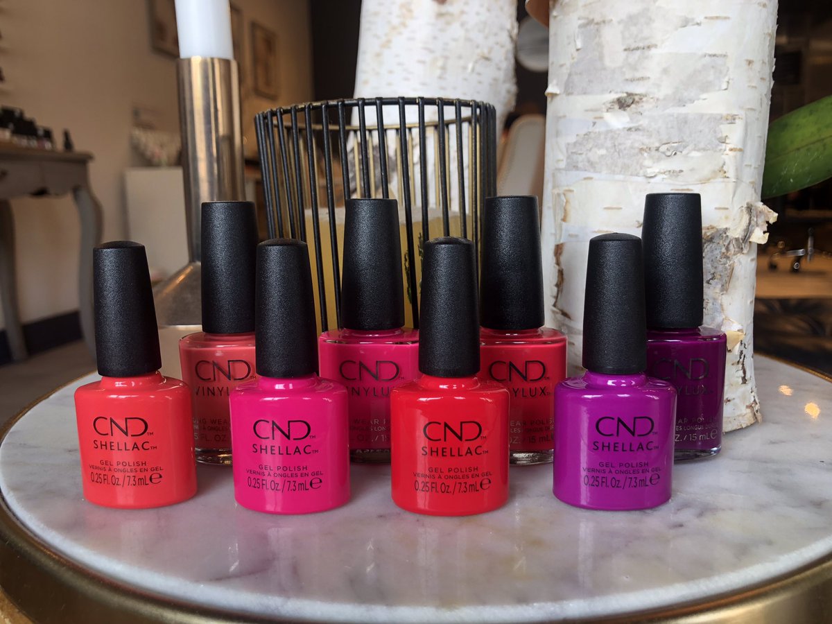 UberChicNails's tweet photo. Summers not over just yet! Come check out our @CNDWorld  Summer City Chic Collection 😍😍 https://t.co/lSk0SDGxA7