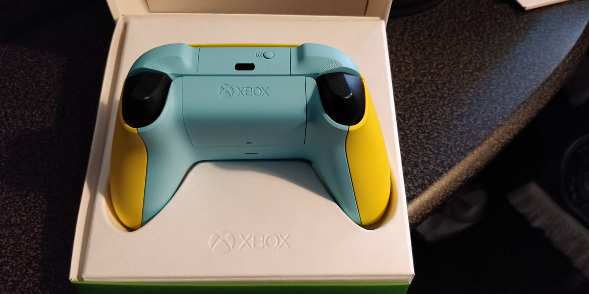 HellMonkey88's tweet image. Out with the old, in with the new 😍
#xboxdesignlabs #Xbox