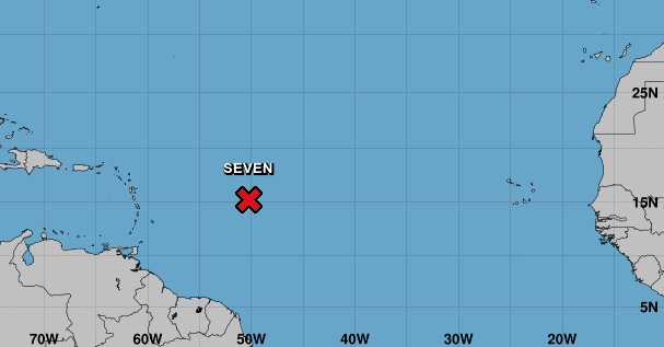 JohnMoralesTV's tweet photo. Me parece útil compartir este mapa porque les provee una perspectiva de qué tan cerca ya está el PTC7 y por qué sería tan difícil que alcance fuerza de huracán. Recuerden, va a 21 mph (33 km/hr). De todos modos todavía pienso que puede ser más de los 45-50 mph que CNH proyecta. https://t.co/k9zcLDy2DM