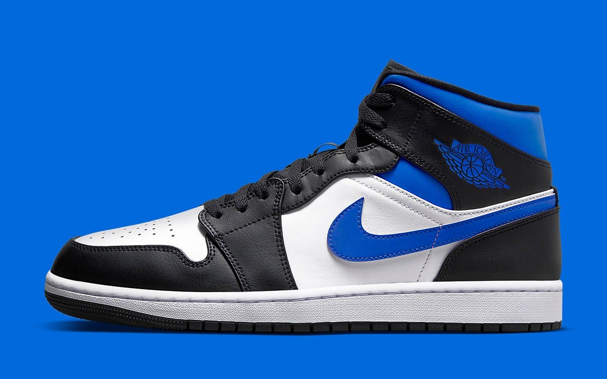 sneakersteal's tweet photo. Sizes available💥

Air Jordan 1 Mid 'Racer Blue'

Footlocker https://t.co/SMnRvoK302 https://t.co/ULyrq69seQ