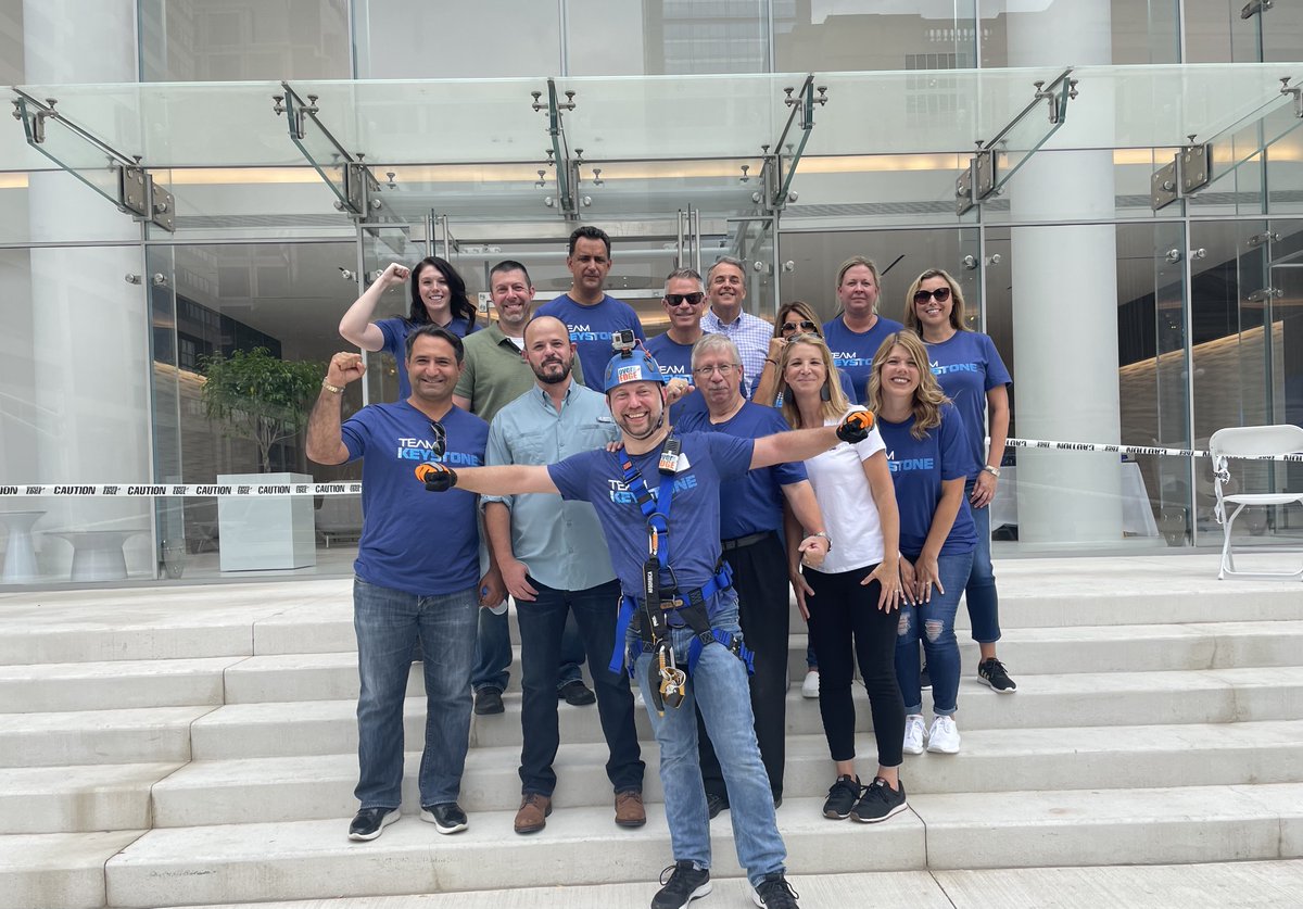 220Meridian's tweet photo. 220 Meridian was the proud host of the United Way of Central Indiana's Over the Edge Event.  Great day to support their Basic Needs campaign! https://t.co/cULJkiy7VF