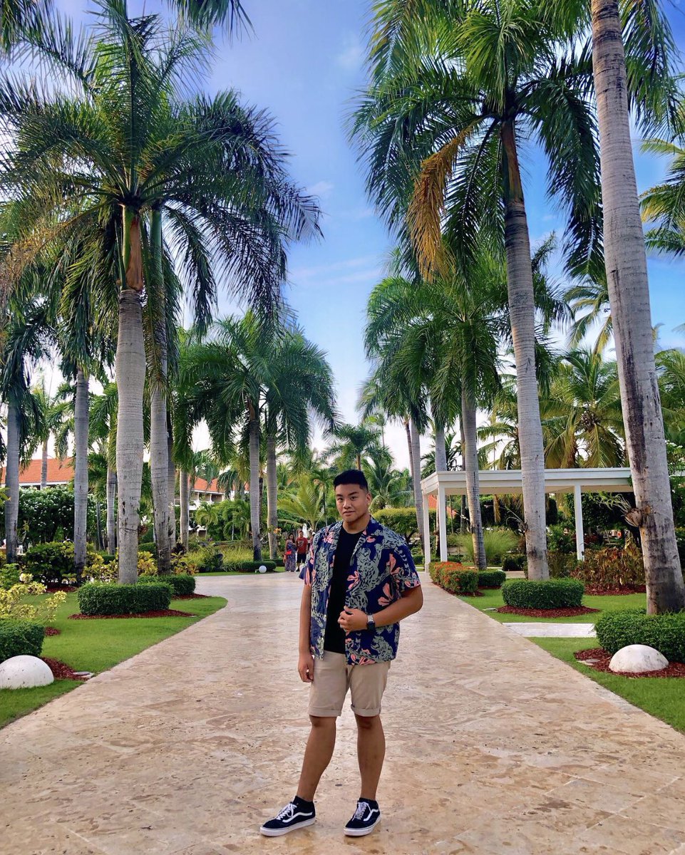 jaredkgc's tweet photo. Life is too short to not take advantage of every opportunity! Believe in yourself &amp; take risks. Blessed to have reached 22 years of life 🙏🏽 #LeoSzn https://t.co/Z0pbPxM10M