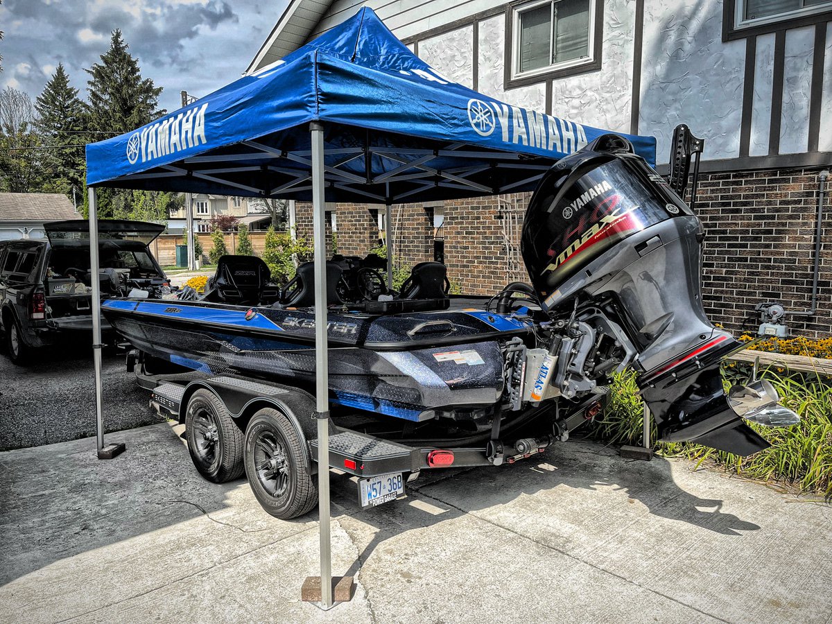 When you can’t trust the weatherman, you have to be prepared for everything while rigging your boat! #SkeeterBoats #YamahaMotorCanada #PowerPole #GarminMarineCanada #THMarine #PurePower #GeigerTec #ShelterFromTheRainAndSun #ThePowerGarage #AlmostThere