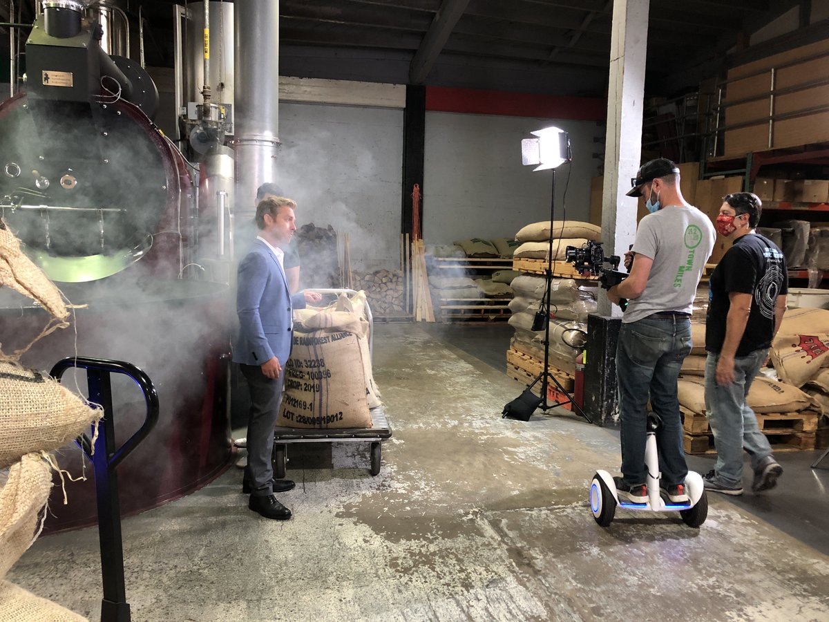 AMFMediaGroup's tweet image. Sometimes all you need is a hoverboard and a little smoke to make some movie magic ✨ Here’s a behind-the-scenes look at our latest commercial shoot with California Bank of Commerce! #bts #agencylife