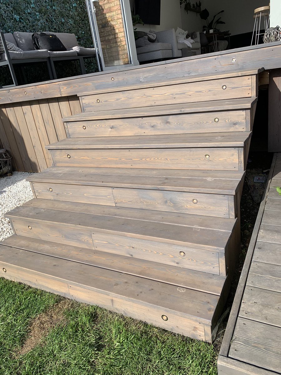 LecEtec's tweet image. Decking lights installed today in Eynsford 👍 #deckinglights #gardenlighting  #eynsford #sevenoaks