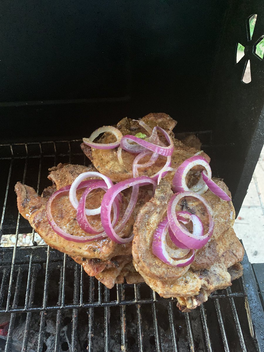 rickychipaz's tweet photo. %GrillHsme💯coming soon…. https://t.co/ELyIp0UATq