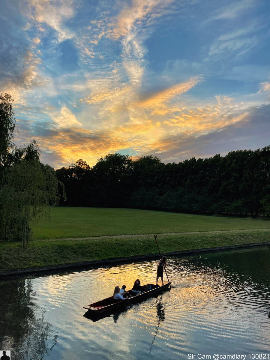 Sir Cam’s Cambridge Diary (@camdiary) on Twitter photo Sunset in Cambridge 13 August 2021. Sunset in Cambridge 13 August 2021.