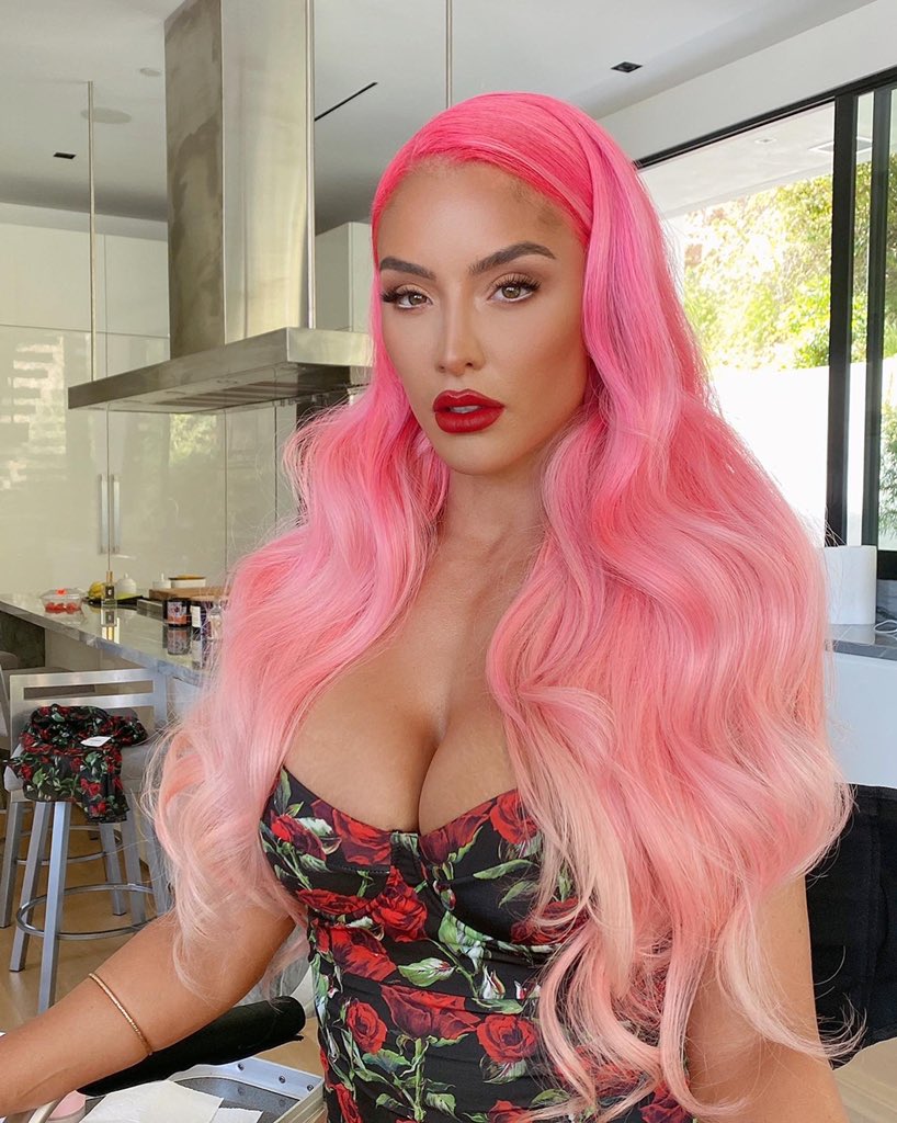 WWE Star Eva Marie Continues To Bring Pink Power In Stunning Photos 2