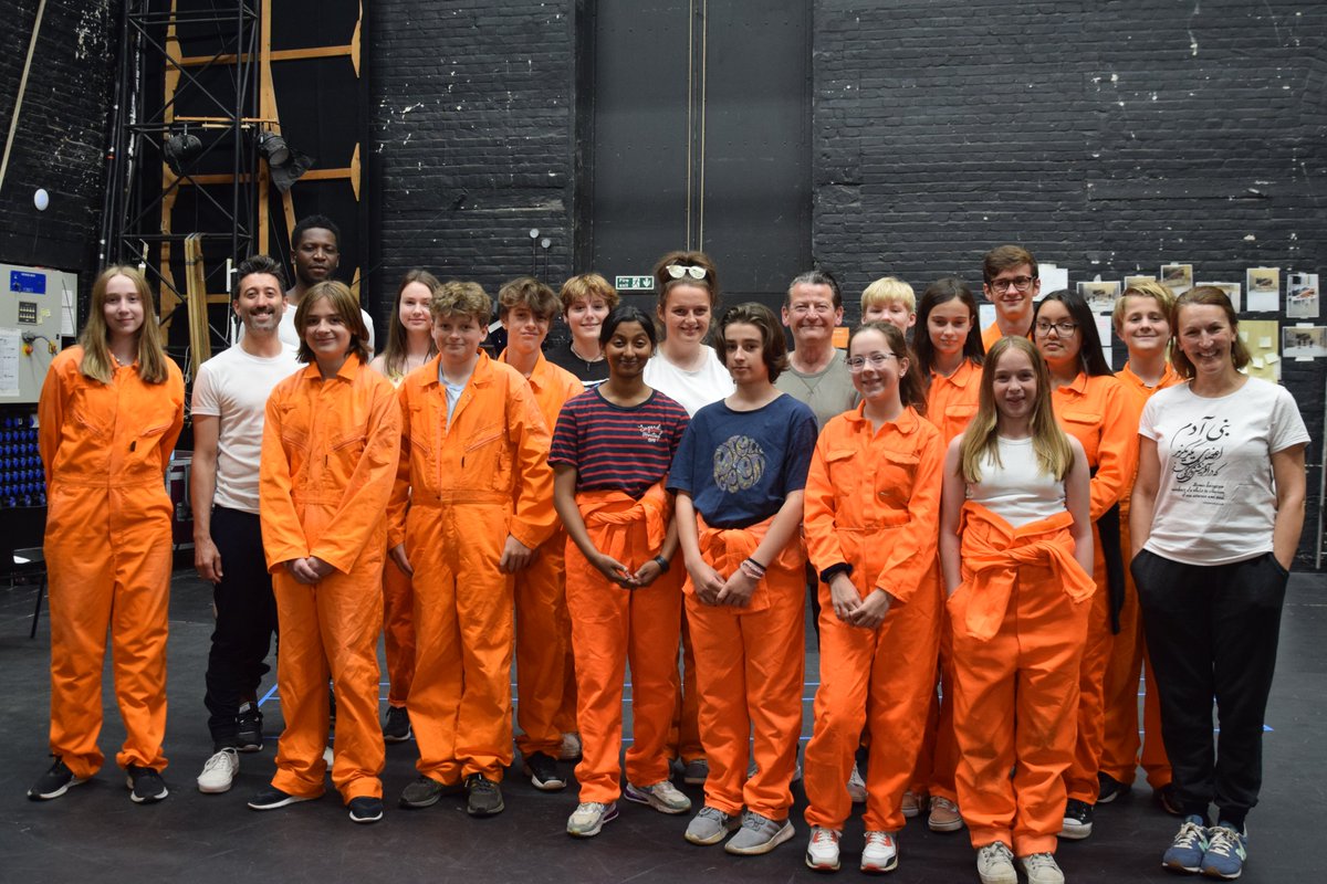 Owencl's tweet photo. The end of a brilliant week of rehearsals for #Holes @TheatreRoyalBSE with these legends: 17 young people from Suffolk working alongside 4 professional actors. Every one of them a glorious human. We open on Friday. Come see it! https://t.co/JPtWbo8Dr5 https://t.co/hPDzmN02JZ
