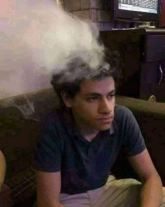 mi amiga: bueno no pienses más en eso

yo: