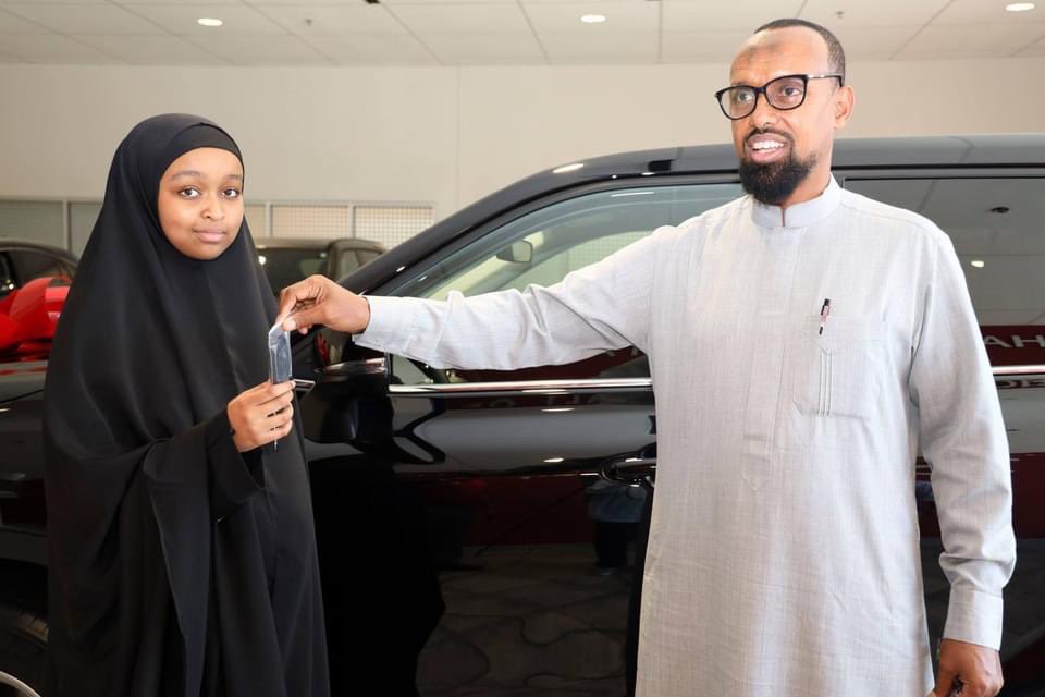 _qariahmed's tweet image. Umar ibn al-Khattab reported: The Messenger of Allah, peace and blessings be upon him, said, “Verily, Allah raises the status of people by this book, and by it he humbles others.” Who would have thought a 13 year old would get a brand new car through winning a Quran competition?