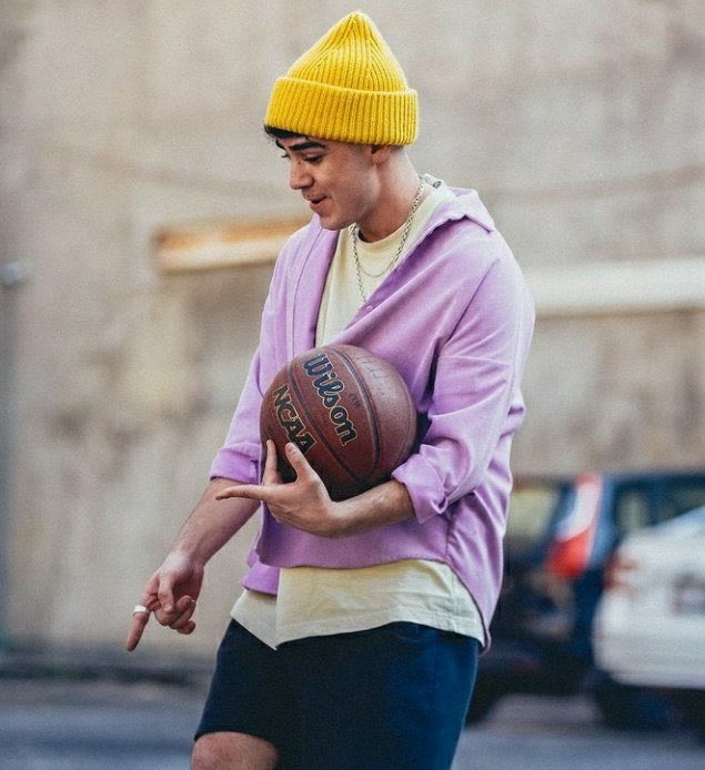 Angeell_Os's tweet photo. A mi me encanta la idea de una colaboración de estos 2 grandes 🥴💕@keniaos @JosDice 
-
JOS CANELA X KENIA OS https://t.co/gVBwUusV0n