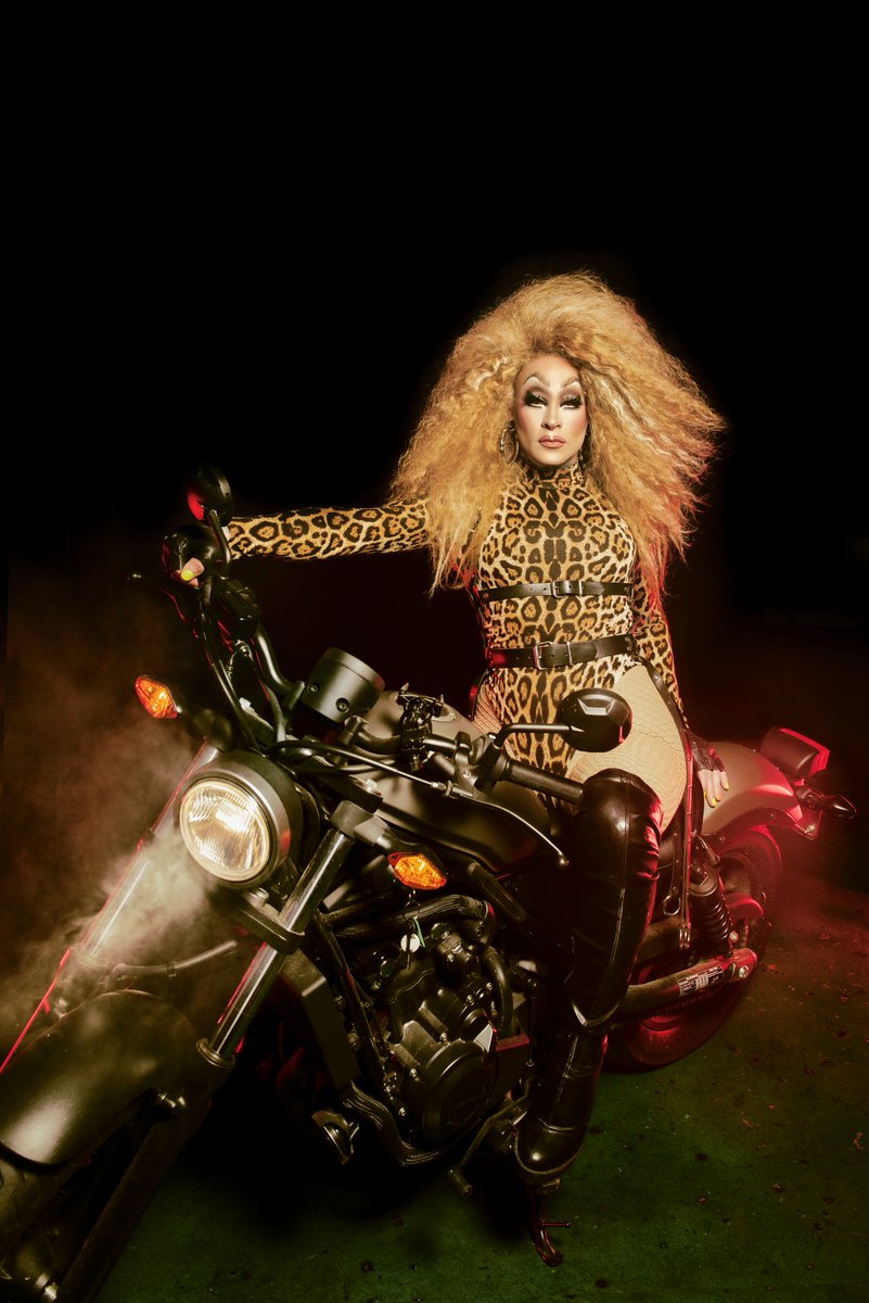 Britney is NOT free! We ride at dawn