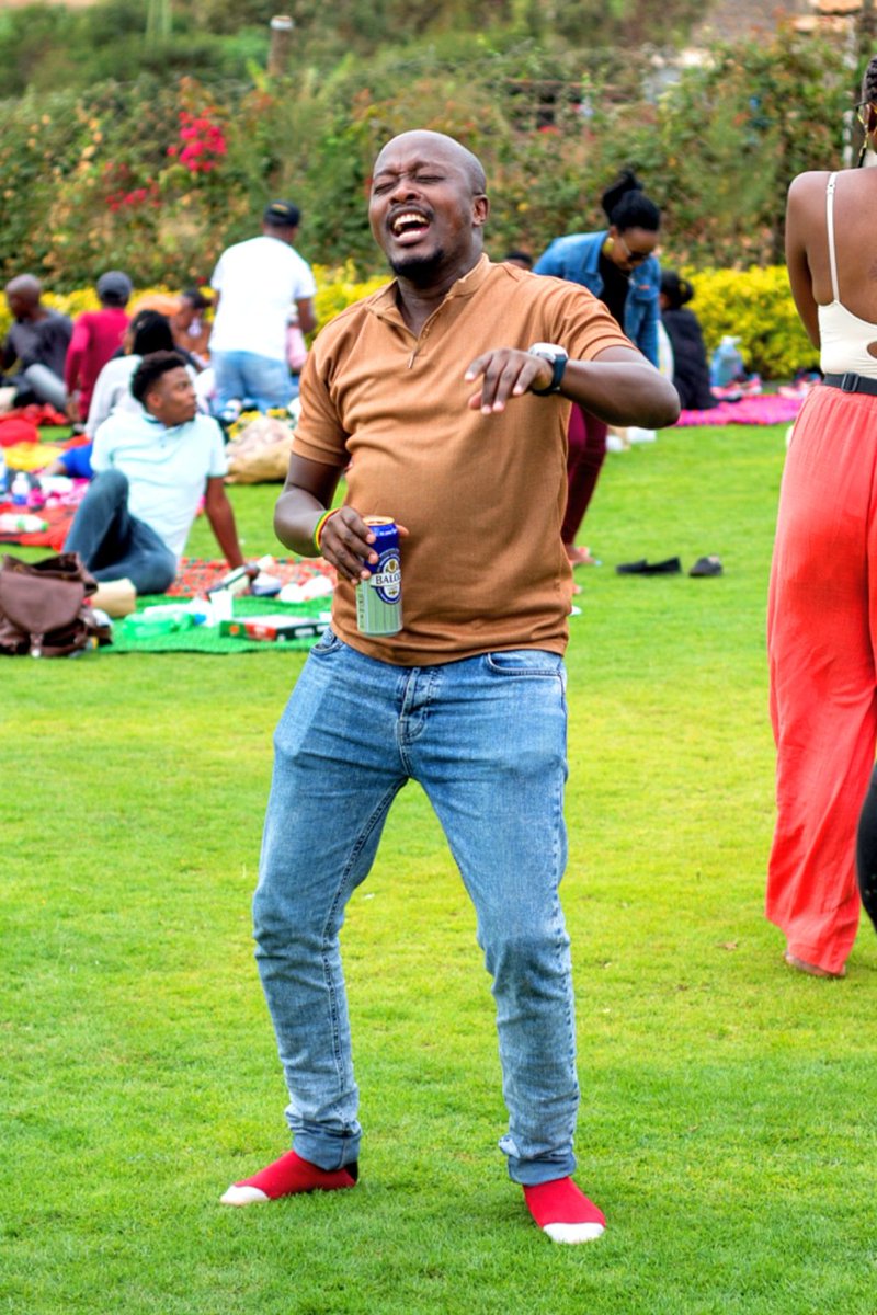 KijanaNderitu's tweet photo. Ile reggae tulikatika hapa aki wacha tuu, raha jipe mwenyewe hadi mahaters wameze waru kubwa na tuwaru tudogo twingine
#reggaemusic #PositiveVibes #goodvibesonly #reggaeislife
📷 By @IanIkonya https://t.co/4tR02Sh4ab
