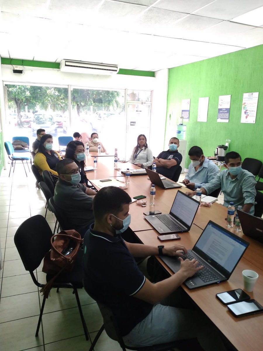 Servidores públicos municipales de Colón, Tepecoyo y Jayaque, en La Libertad y de Santiago Nonualco, La Paz recibieron asistencia técnica y capacitación del ISDEM en temas importantes para el desarrollo de una buena gestión local
#isdematuservicio