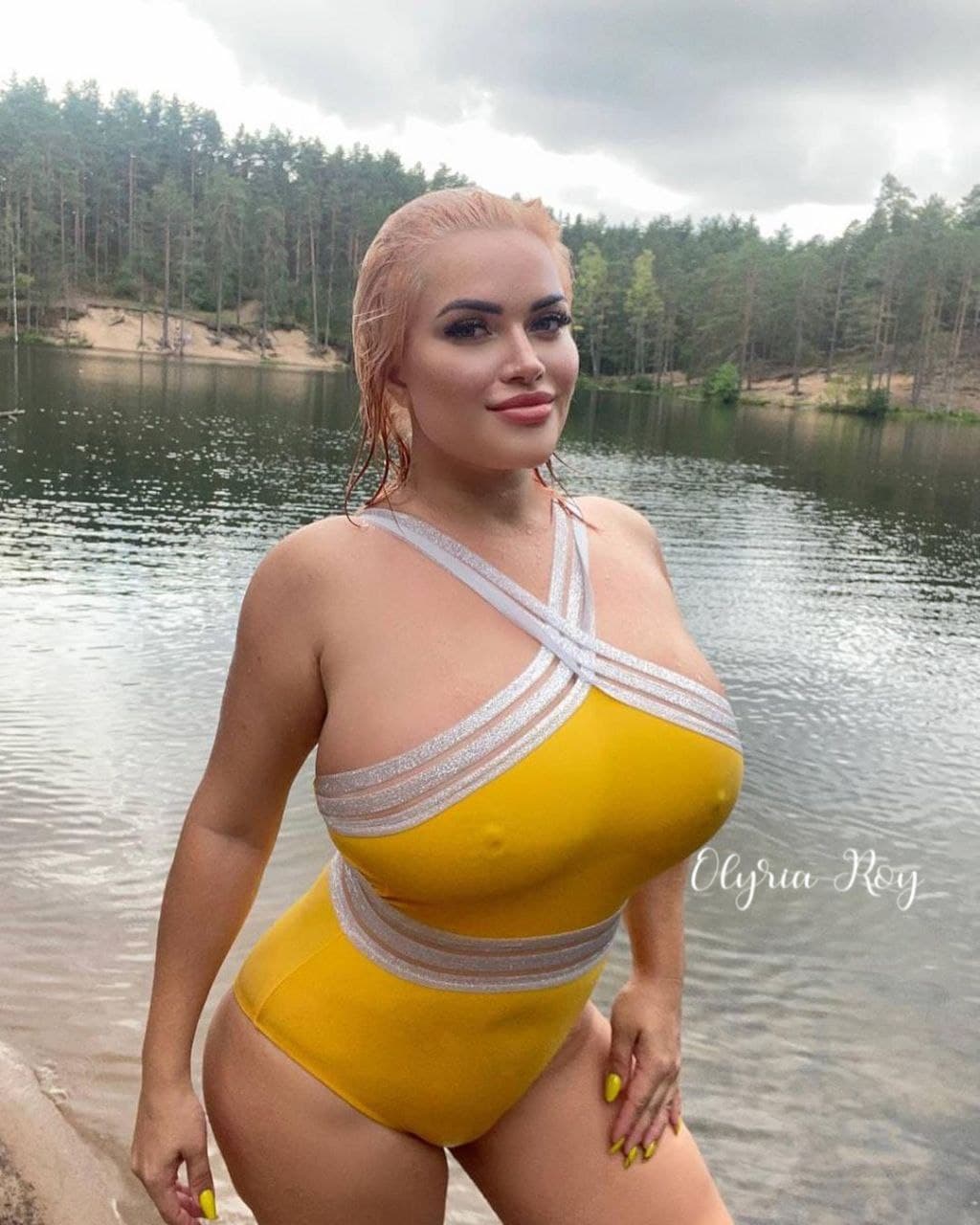 Olyria Roy on Twitter: "Have a good Friday guys 😘https://t.co/mkrRGm1O1Y https://t.co/LG2n4sugMJ