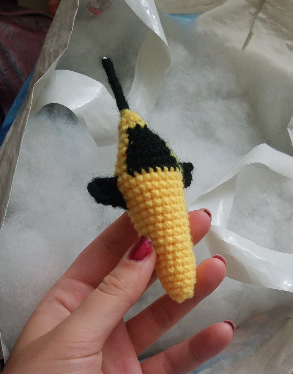 ElizabethSiddle's tweet photo. I'm back on sick leave, so I'm passing the time creating science crochet. First up, a @ueaenv Seaglider! https://t.co/wJj6GbVoUt