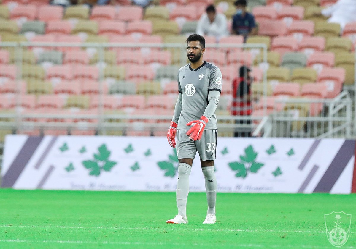 ALAHLI_FC's tweet photo. صور من مواجهة #الأهلي_الفيصلي 📸💚⚽️ https://t.co/d9EVZ3au6S
