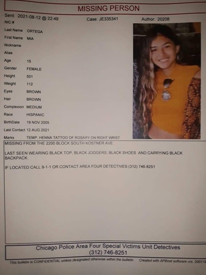 ChiScammer's tweet photo. “Even if I have to flip this entire city upside down to find you, I will!
If anyone sees, knows or hears anything PLEASE reach out to me at 7733983067 or Jojo Gomez at 7732257581 or call the Police.
Mia does not have her phone with her.” https://t.co/8ulWjsuiGW