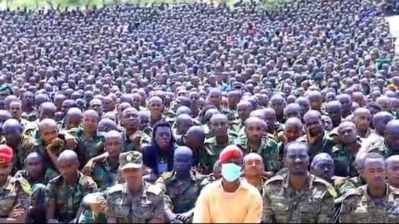 Youth of #Ethiopia are joining the the hero #ENDF &amp; they are determined to defend their country from internal &amp; external enemies. 
#TPLF will be destroyed utterly by the hero #ENDF,regional special forces, Fano &amp; militias!
#EthiopiaPrevails 
#TPLFisaTerroristGroup 
<a href="/NeaminZeleke/">Neamin Zeleke</a>