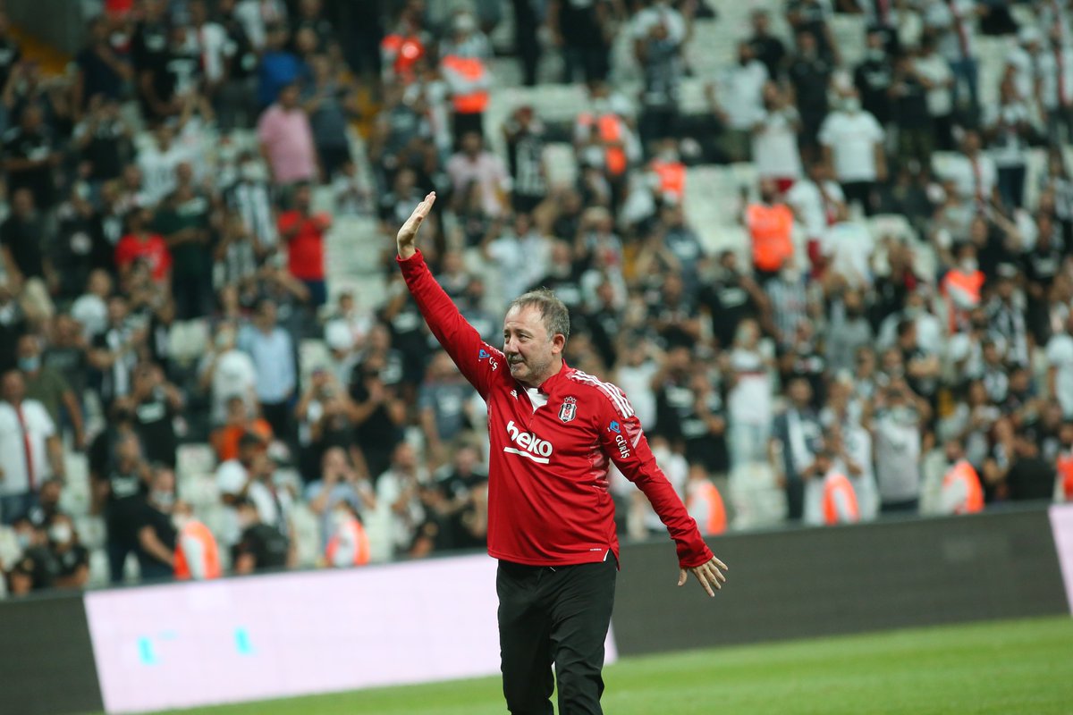 Besiktas's tweet photo. 💪 Ali Rıza Sergen Yalçın 

#BoğazınKartalı https://t.co/8jMyzwil8e