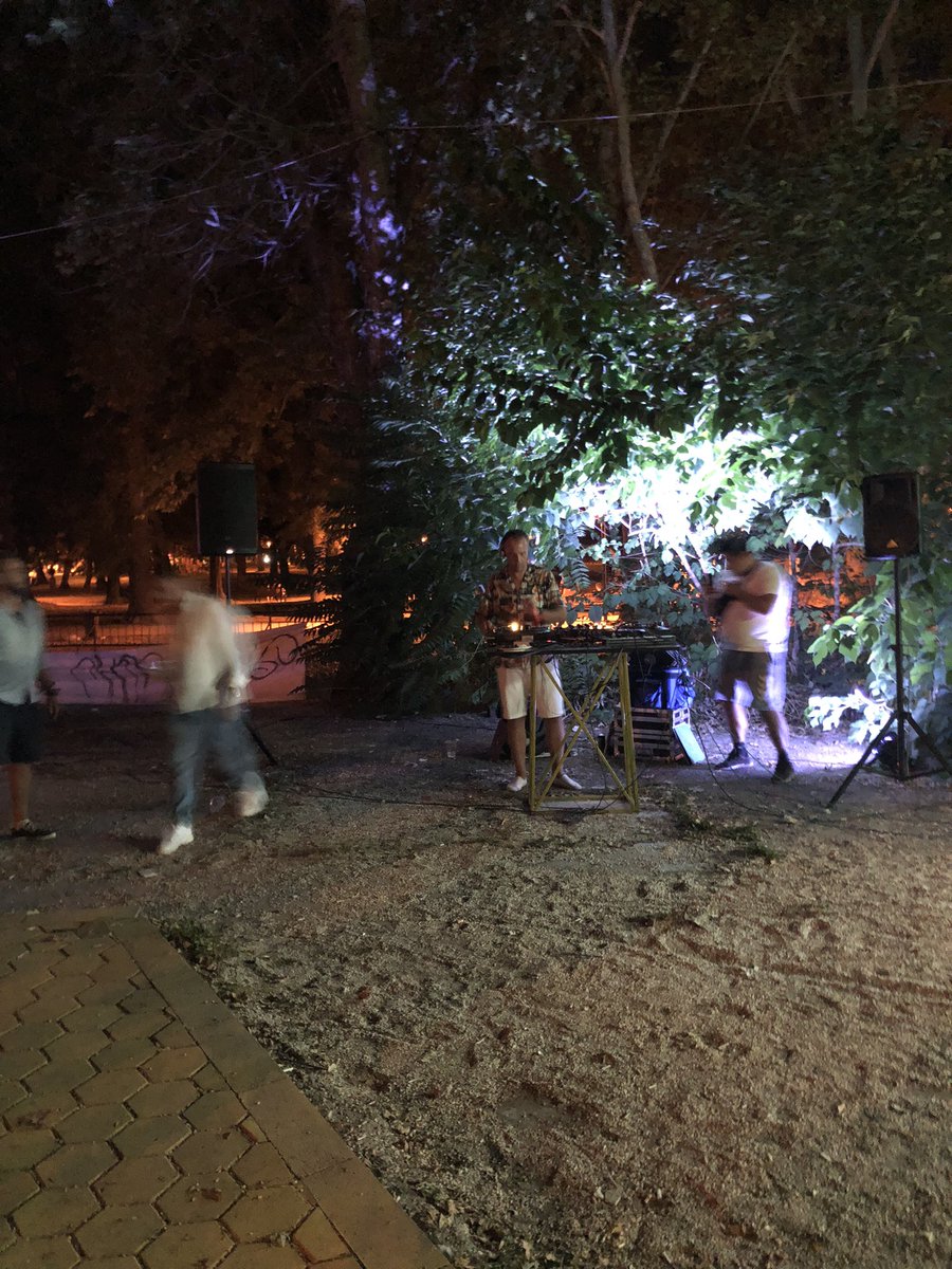 Shkottt's tweet photo. @FatboySlim @ @JBurgundi @ I love techno #twitterparade #ProudBoys https://t.co/LDdPtFYWLB
