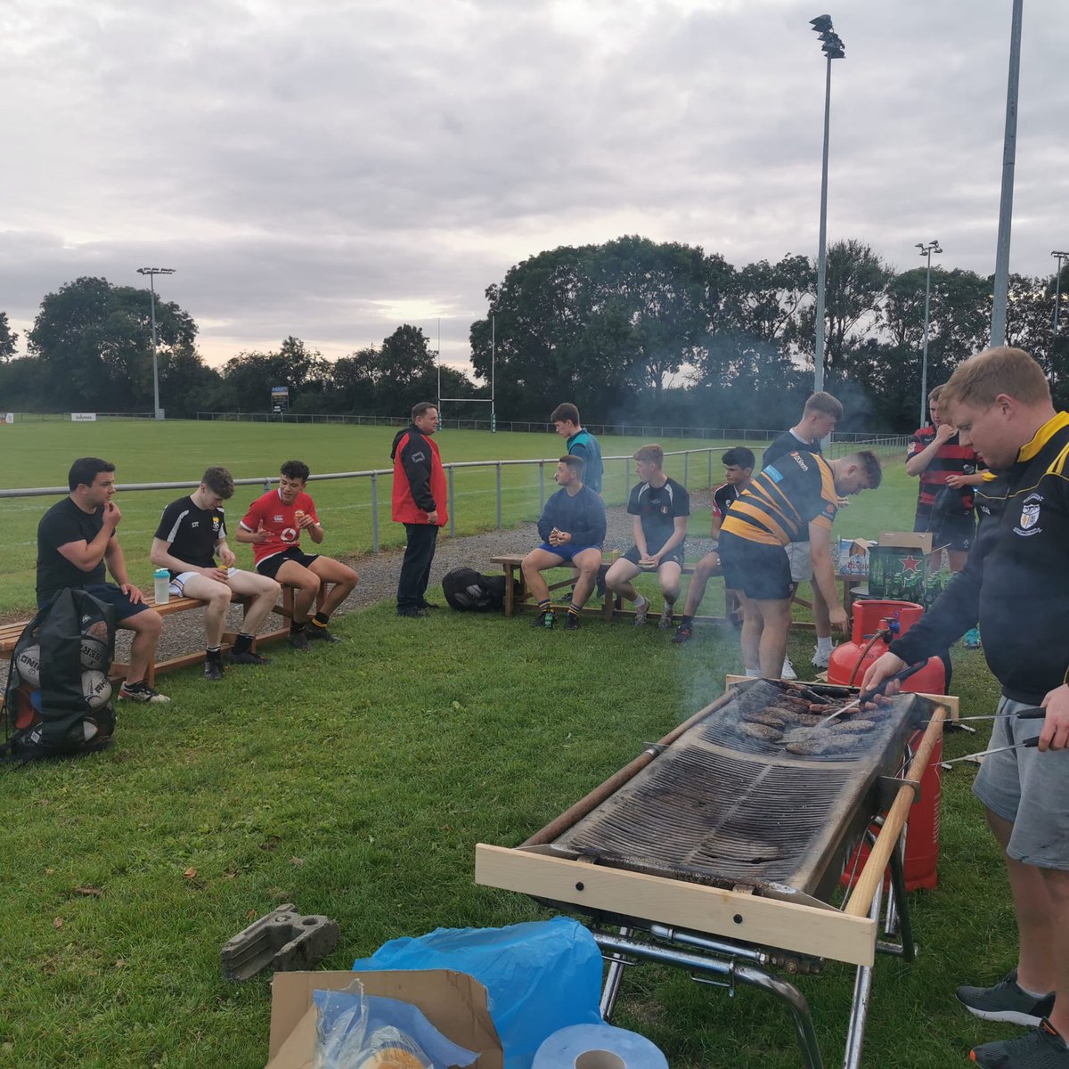 Great 20s session tonight in Rosetown with <a href="/btraynor87/">Ben Traynor</a> followed by a well earned burger and beer. 🍔 🍺 The “Pirates” train every Friday night and new players of all abilities welcome. Great set up and atmosphere! Next Fridays session will be in <a href="/CillDaraRFC/">Cill Dara RFC</a> starting at 7pm. 🏴‍☠️🏉