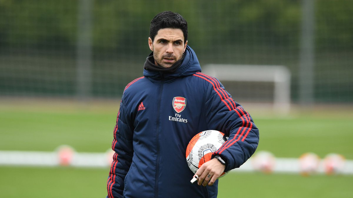 WengerDein's tweet photo. Honest opinions on this man right now? https://t.co/sjqJ18tE6i