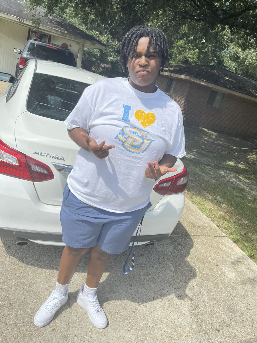 faithdhs__'s tweet photo. fa the haters suck my dick 🙂 #subr25 https://t.co/apM0nirOBq
