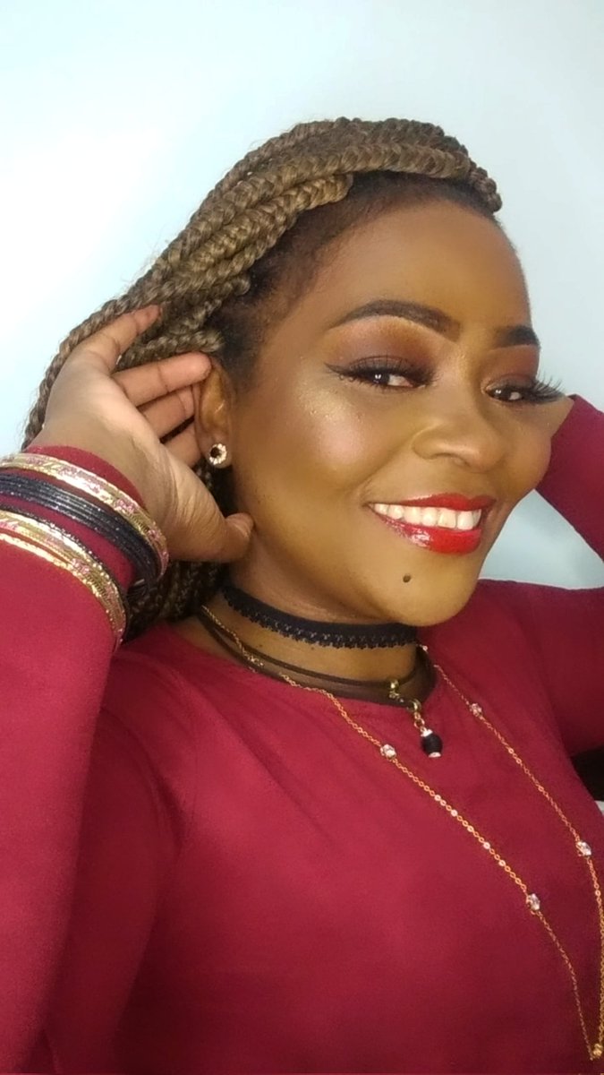 PrJosiane1's tweet photo. Pulseira , brincos, colar e choker td isso vc encontra lá na L.cjô Maquiagens &amp; Assessórios 💋💄🌻📸🦋🌻 https://t.co/QntssFnNSv