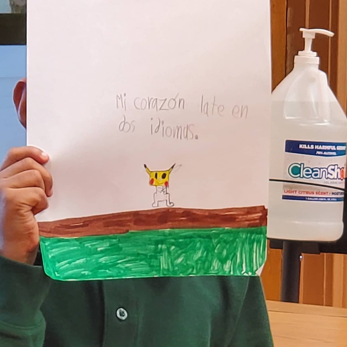 jadeliz62's tweet photo. #Micorazónlateendosidiomas
@duallanguage @DallasReads https://t.co/KBmB9piMmK