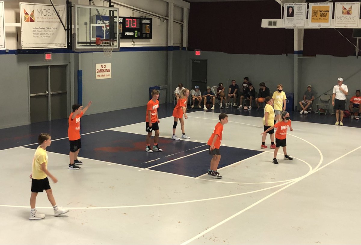 This post is mainly for my Syracuse friends.

At Ry’s basketball game... I think we’re taking these orange uniforms a little too literally. https://t.co/INx57ZUrxw