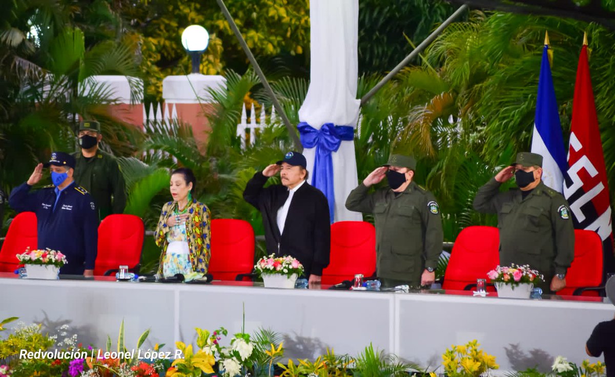 DormesKyara's tweet photo. 41 Aniversario de la Fuerza Naval. https://t.co/LHGKfAQt2H