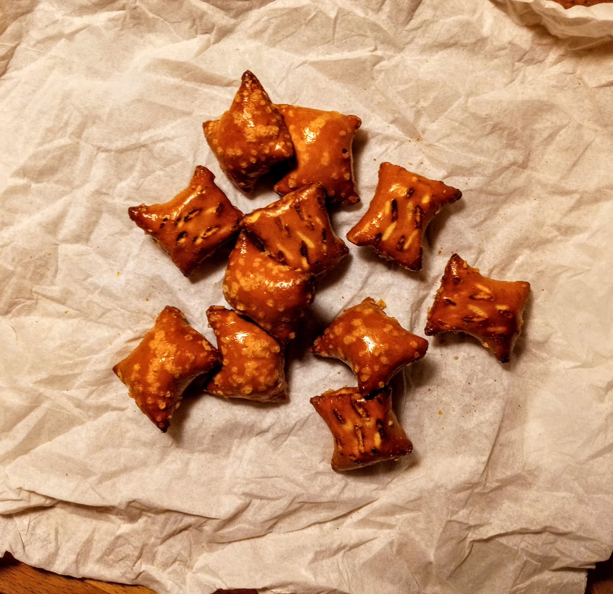 Uh oh almost out of crack