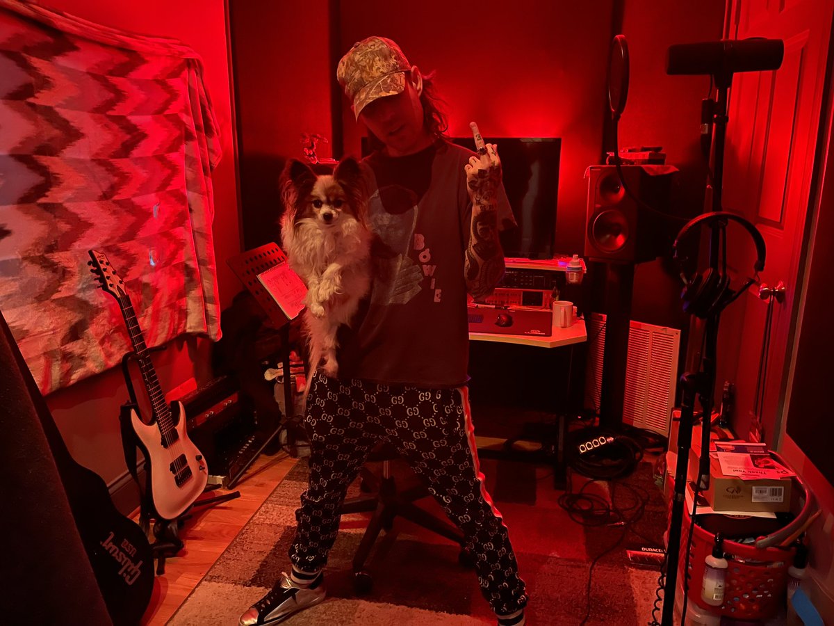 🐶🌹🕷