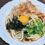 食べたいときにすぐに作れちゃいそう!とっても簡単で美味しそうな、うどんレシピ!