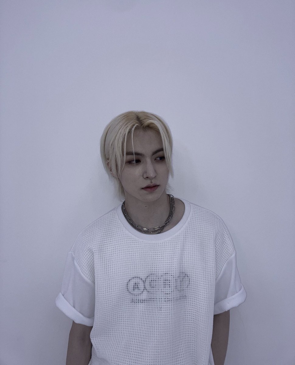 EBOYROM's tweet image. 