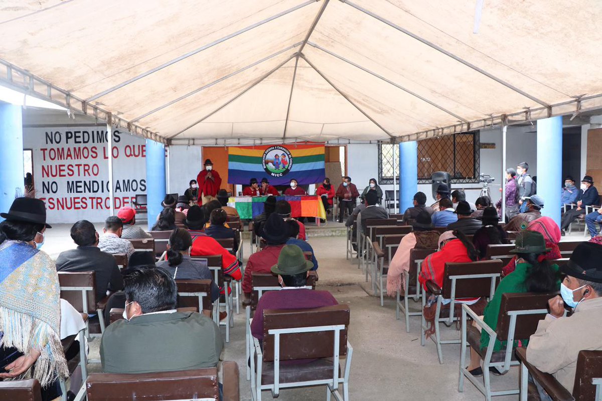 CONAIE_Ecuador's tweet photo. En Latacunga participamos de la 
Asamblea del @Micc_Ec y del Consejo Político de #Pachakutik Cotopaxi. Analizamos colectivamente estrategias a nivel organizativo, sobre la crisis económica y subida del precio de combustibles, entre otros.

#EnUnidad #SomosConaie https://t.co/bVZLdKkUi1