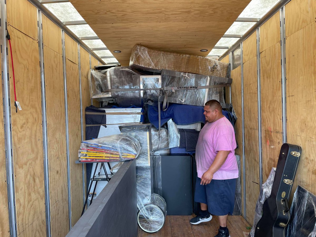 Pinks moving tweet media