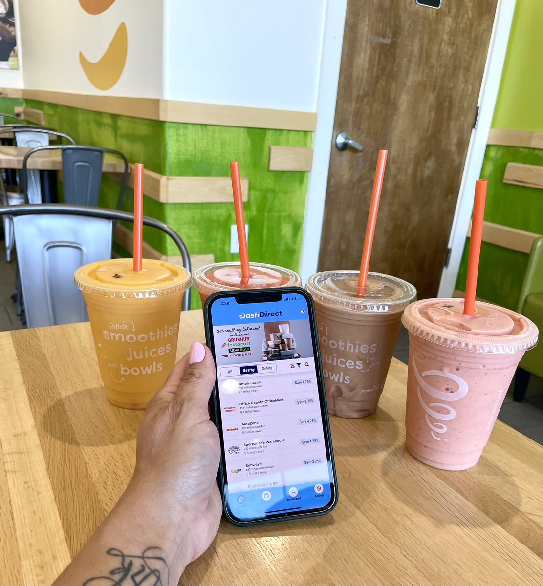 thesparklebabe's tweet image. Let’s get this weekend started! 💃🏻 Went to @JambaJuice today. Paid for my smoothies with #crypto thanks to #DashDirect😄 I also saved $5 instantly!