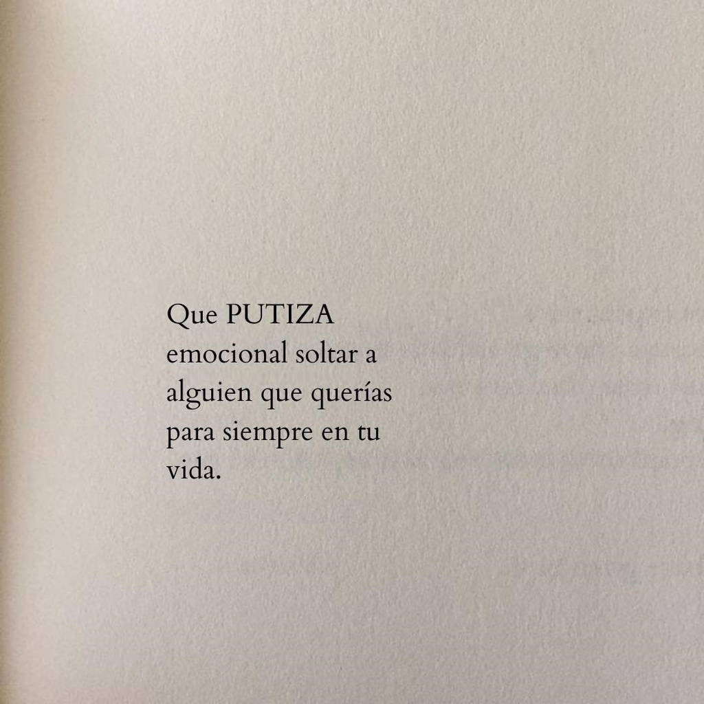 ReflexionandoMX's tweet photo. Duele como no tienen idea #Frases #Reflexiones #Escritos https://t.co/MsqAM1rlxJ