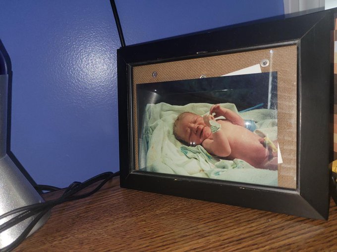 I hate my life😂😂😂😂 https://t.co/uUM8CUqWi5